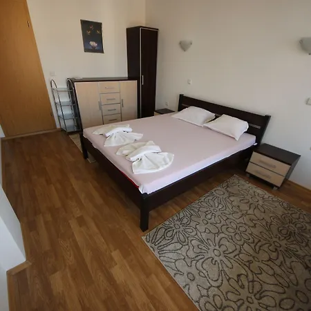 Menada Diamond Bay Апартаменты Солнечный берег